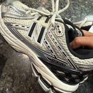 New Balance Kids Sneakers - White and Black